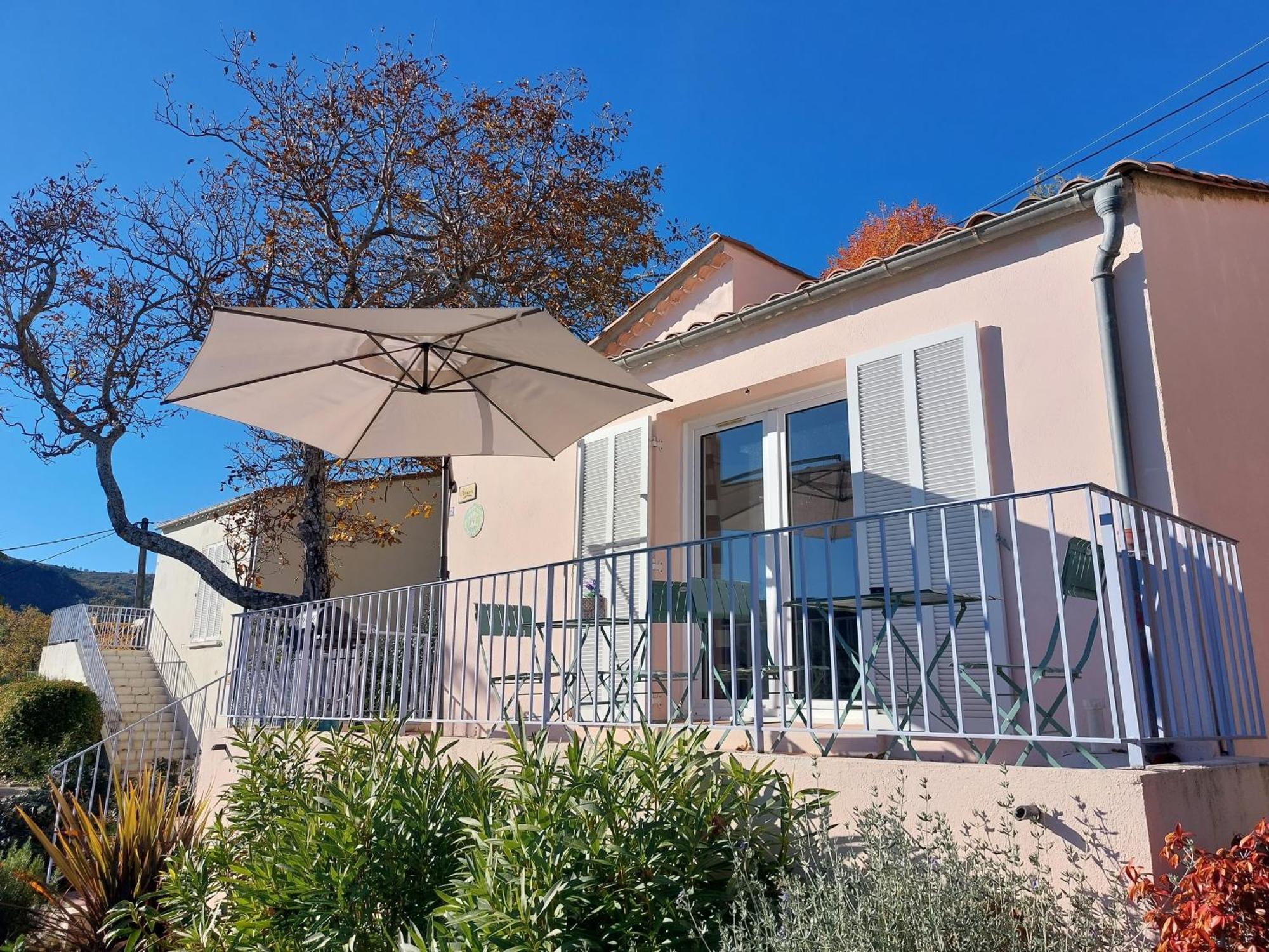 Les Gites De Bouyon Luaran gambar