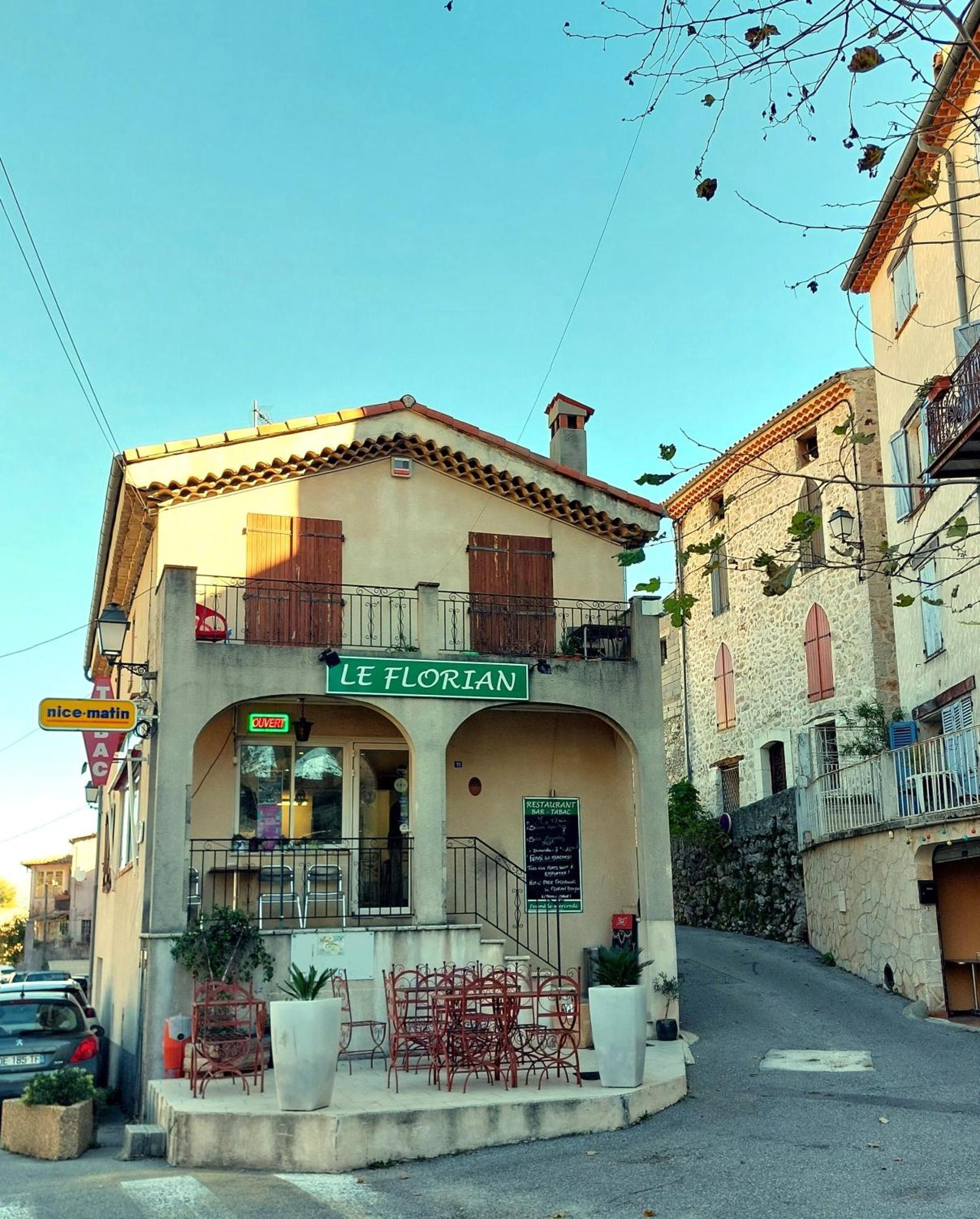 Les Gites De Bouyon Luaran gambar