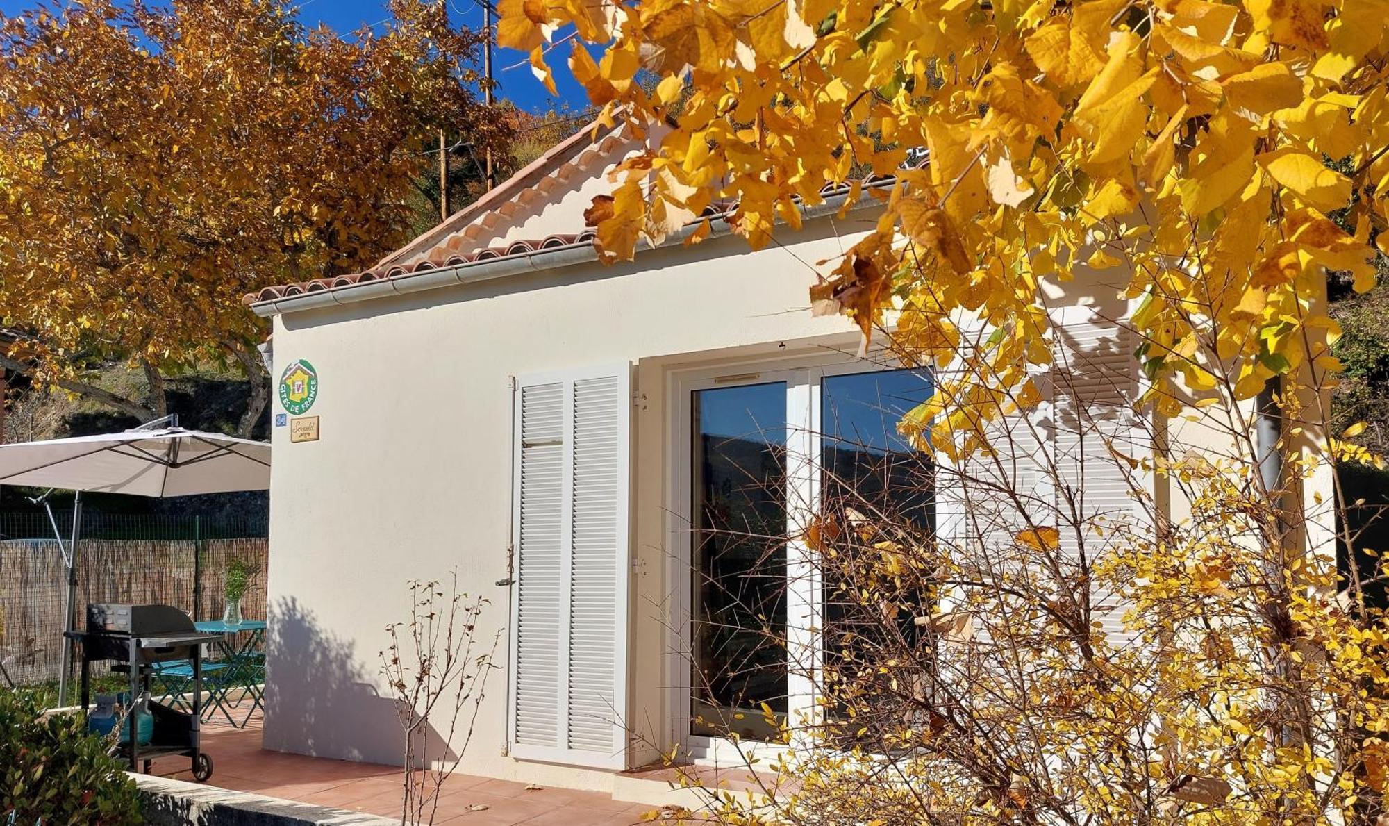 Les Gites De Bouyon Luaran gambar